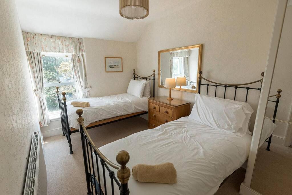 Fir Tree Cottage - Cosy 3 Bed Cottage In Penrhyn Bay With Beautiful Sea Views And Access To Snowdonia Rhos-on-Sea Luaran gambar