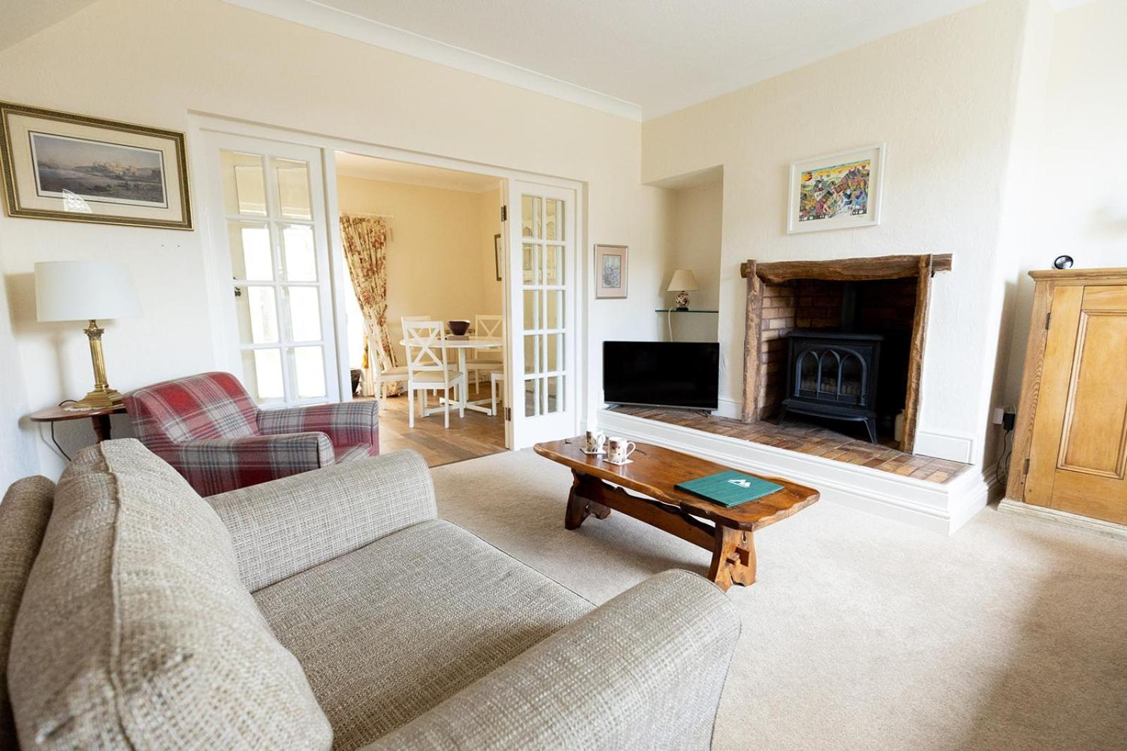 Fir Tree Cottage - Cosy 3 Bed Cottage In Penrhyn Bay With Beautiful Sea Views And Access To Snowdonia Rhos-on-Sea Luaran gambar